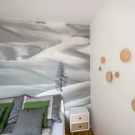 Krona Apartment