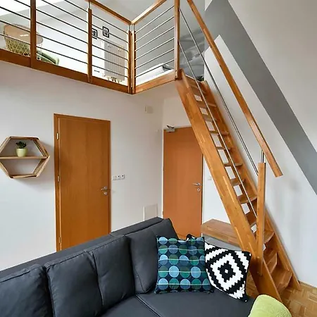 Krona Apartment *