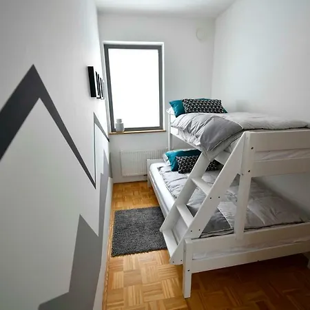 Krona Apartman *