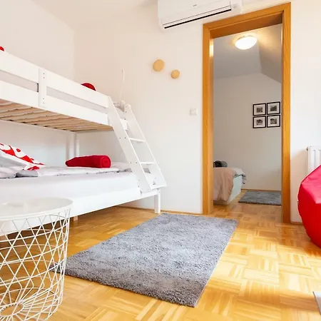 Apartman Krona *