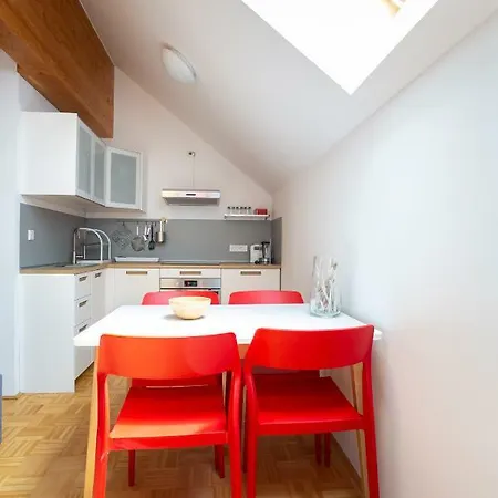 Krona Apartment